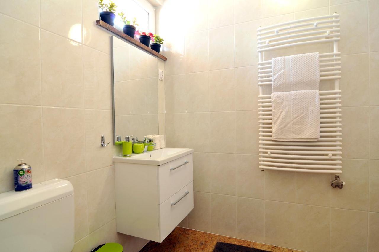 Farkas Apartman Siofok Exterior photo